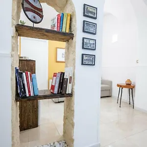 I Sicani House And , Aeroporto di Catania Fontana Rossa Italia