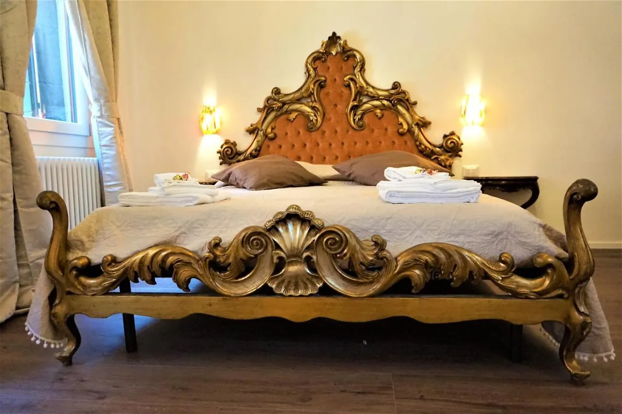 Apartment Sara S Luxury Home Five Minutes From Piazza San Marco Venedig