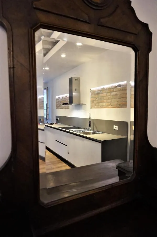 Apartment Sara S Luxury Home Five Minutes From Piazza San Marco Venedig